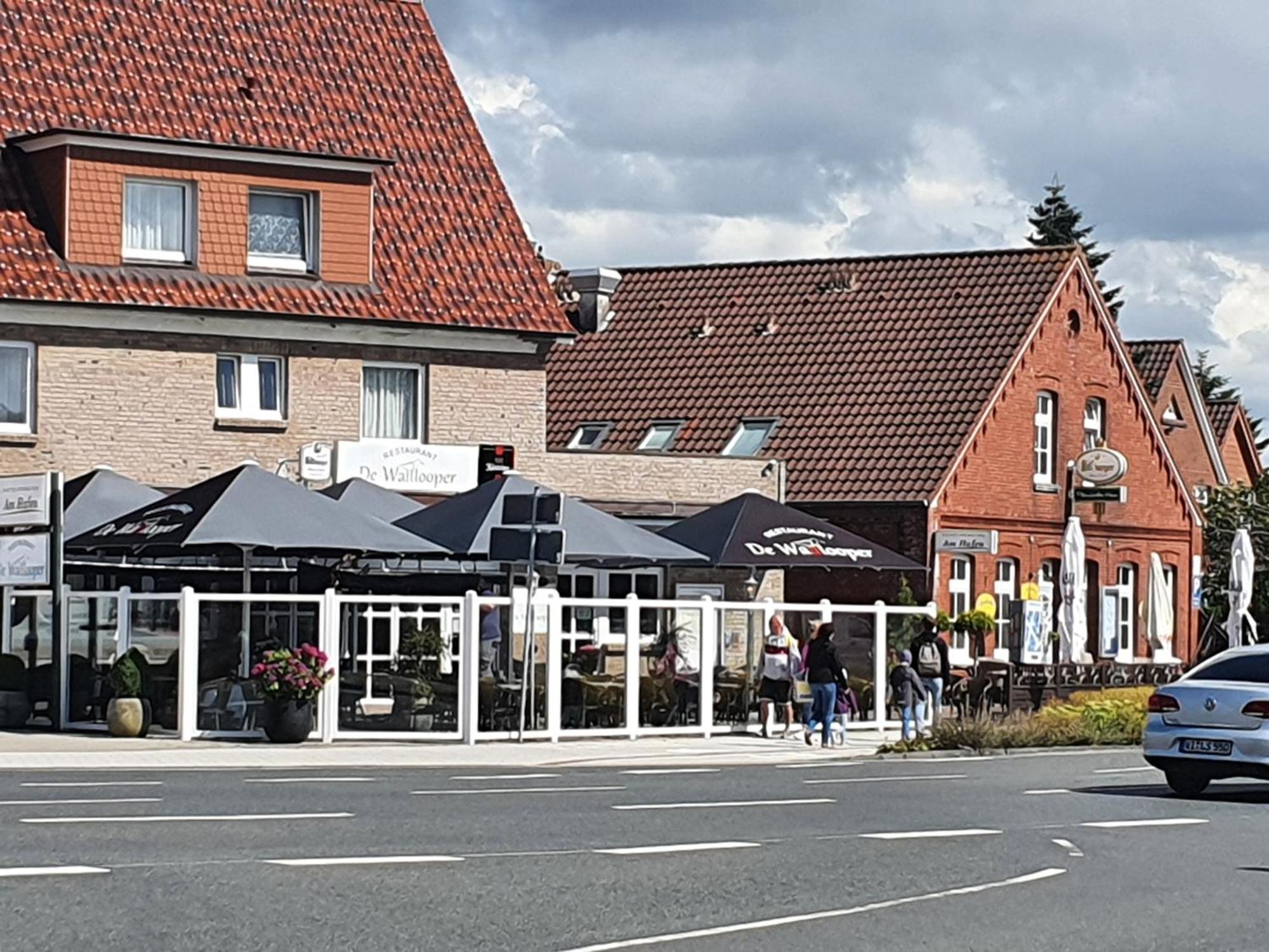 Hotel Pension Am Hafen Norddeich  Bagian luar foto